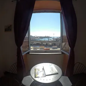 Al Fronte Del Porto Panzió