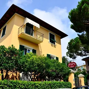 2* Hotel Moderna